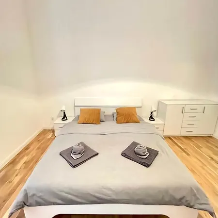 Apartment In The Center